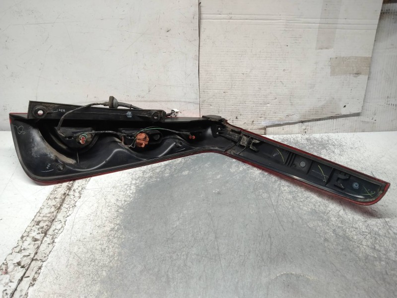 Recambio de piloto trasero izquierdo para nissan note (e11e) tekna referencia OEM IAM   