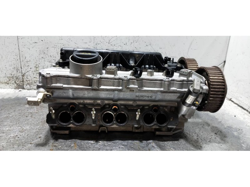 Recambio de culata para citroen c5 berlina 3.0 v6 exclusive automático referencia OEM IAM XFX  DERECHA