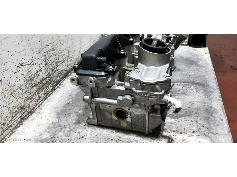 Recambio de culata para citroen c5 berlina 3.0 v6 exclusive automático referencia OEM IAM XFX  DERECHA