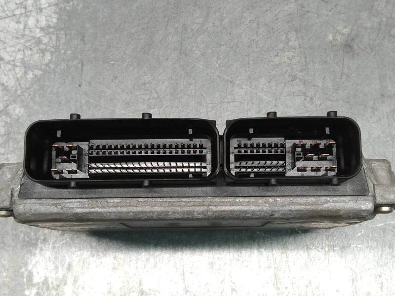 Recambio de centralita motor uce para seat leon (1m1) signo referencia OEM IAM IAW4MVDS 036906034DS 6160066907