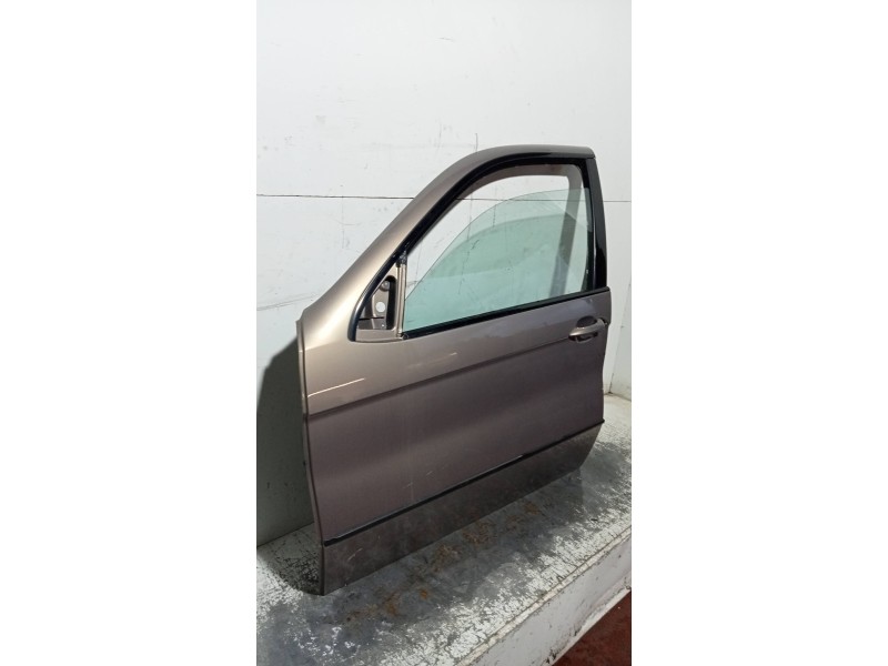 Recambio de puerta delantera izquierda para bmw x5 (e53) 3.0d referencia OEM IAM   
