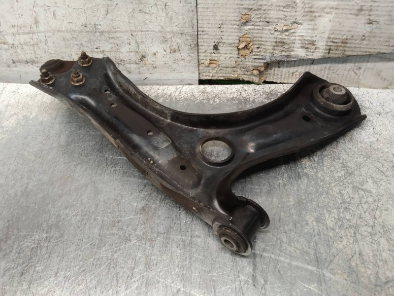 Recambio de brazo suspension inferior delantero izquierdo para audi a1 sportback (8xa) ambition referencia OEM IAM 6R0407151F  
