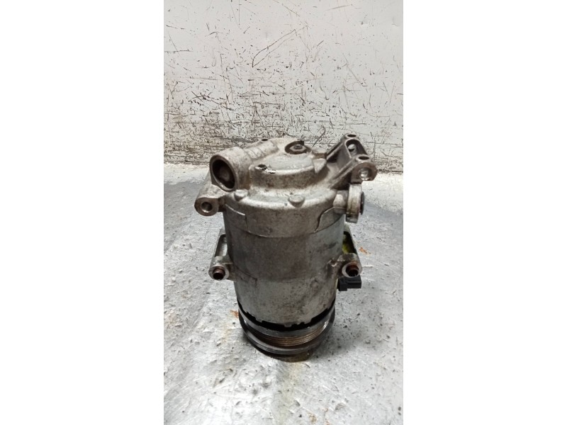Recambio de compresor aire acondicionado para ford focus berlina (cap) titanium referencia OEM IAM 3M5H19D629DE  