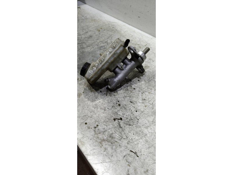 Recambio de bomba freno para renault scenic ii dynamique referencia OEM IAM   