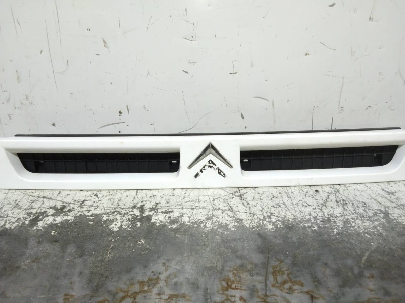Recambio de rejilla delantera para citroen jumper caja cerrada (1) 31 c d acristalado ntz. 1400 referencia OEM IAM   
