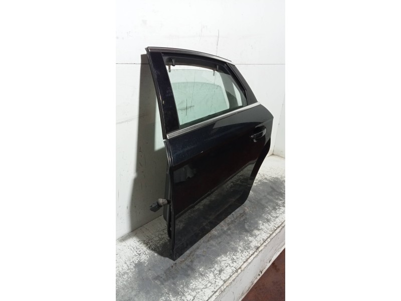 Recambio de puerta trasera izquierda para ford mondeo ber. (ca2) titanium (09.2010) referencia OEM IAM   5P