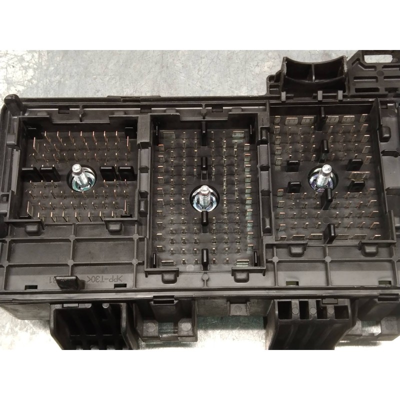 Recambio de caja reles / fusibles para hyundai sonata (nf) 2.0 crdi comfort i referencia OEM IAM 919503K540  