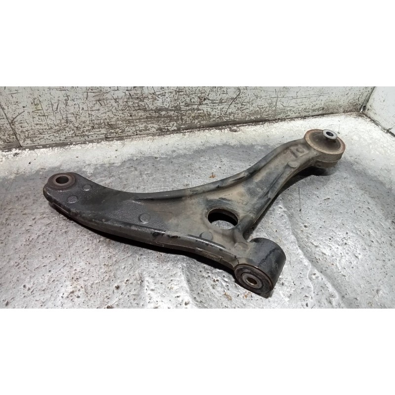 Recambio de brazo suspension inferior delantero derecho para renault master kasten 2.3 dci diesel cat referencia OEM IAM   