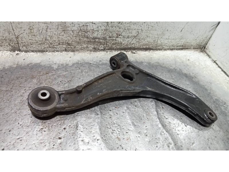 Recambio de brazo suspension inferior delantero izquierdo para renault master kasten 2.3 dci diesel cat referencia OEM IAM   