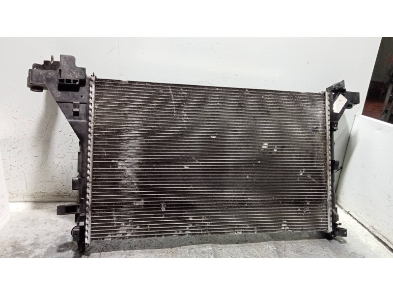 Recambio de radiador agua para renault master kasten 2.3 dci diesel cat referencia OEM IAM 214107695R  