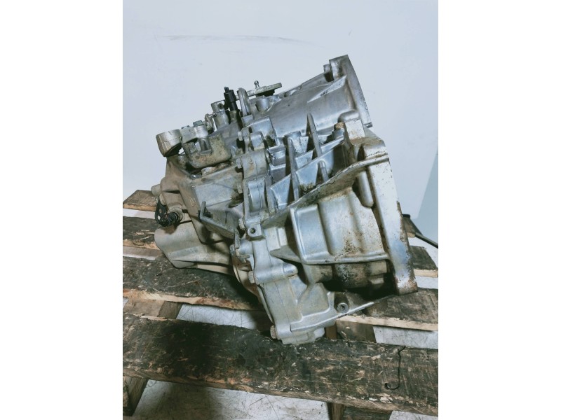 Recambio de caja cambios para nissan x-trail (t31) 2.0 dci turbodiesel cat referencia OEM IAM   6V
