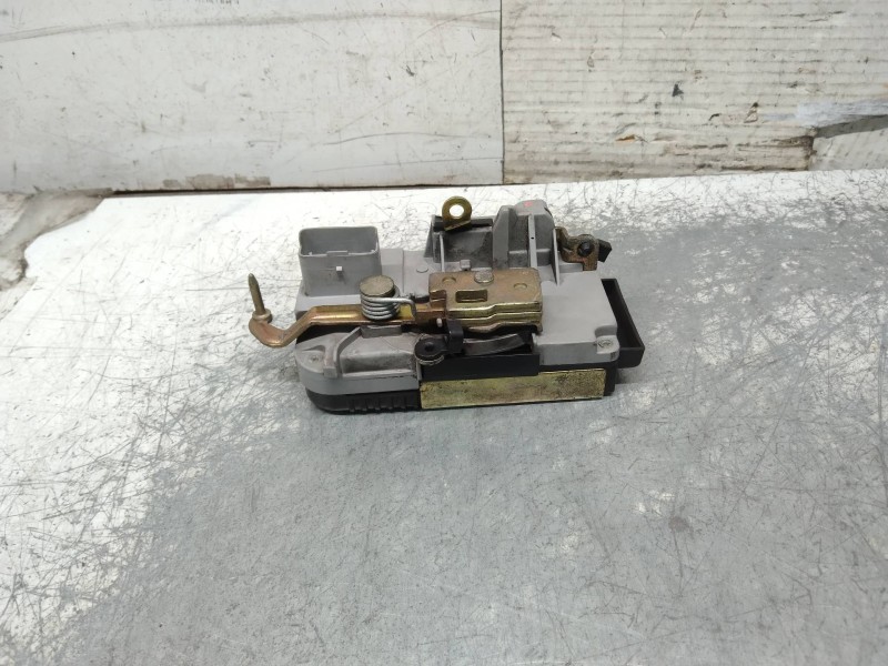 Recambio de motor cierre centralizado delantero derecho para fiat ulysse (179) 2.0 jtd básico referencia OEM IAM   5P