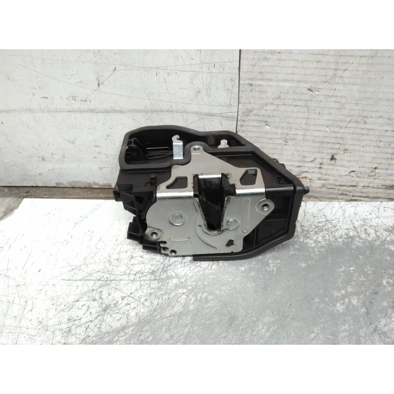 Recambio de motor cierre centralizado trasero derecho para bmw serie 1 berlina (e81/e87) 118d referencia OEM IAM   5P