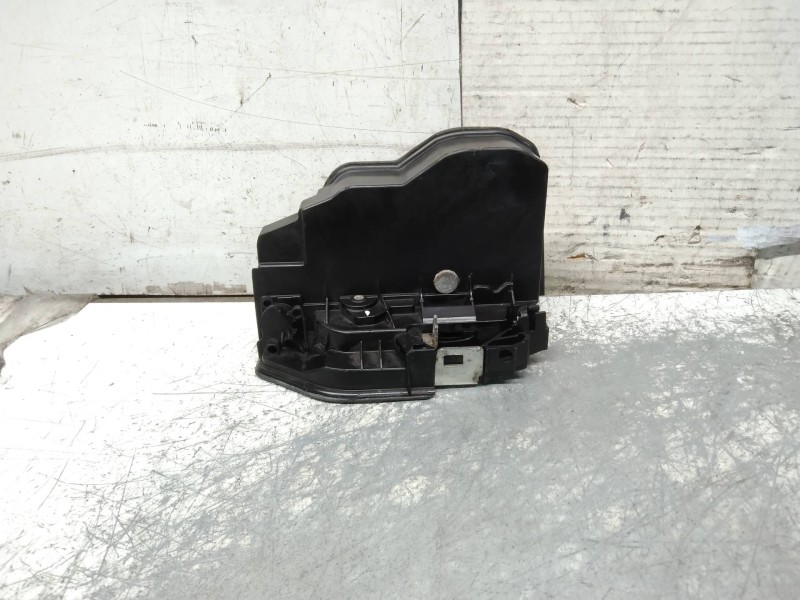 Recambio de motor cierre centralizado delantero derecho para bmw serie 1 berlina (e81/e87) 118d referencia OEM IAM   5P