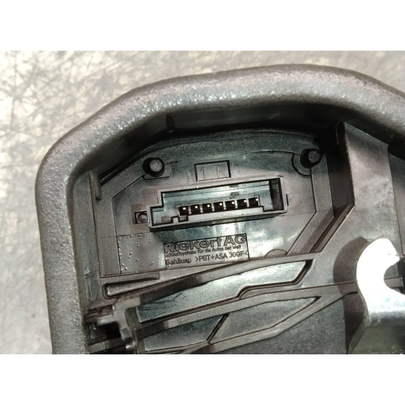 Recambio de motor cierre centralizado delantero derecho para bmw serie 1 berlina (e81/e87) 118d referencia OEM IAM   5P