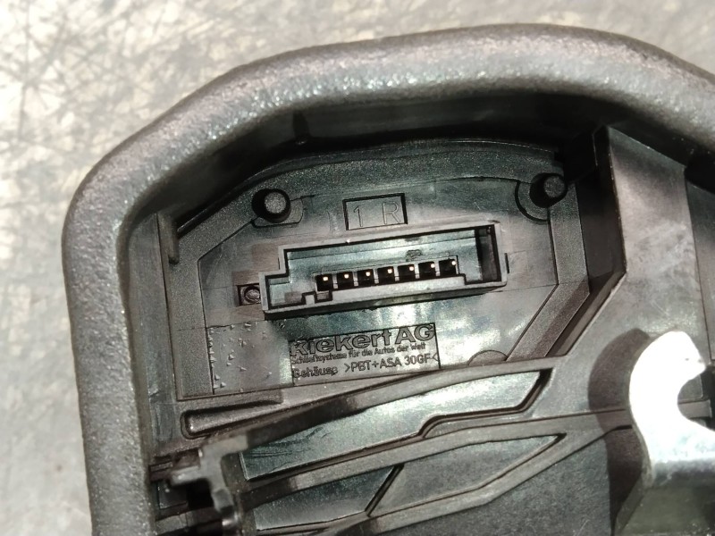 Recambio de motor cierre centralizado delantero derecho para bmw serie 1 berlina (e81/e87) 118d referencia OEM IAM   5P