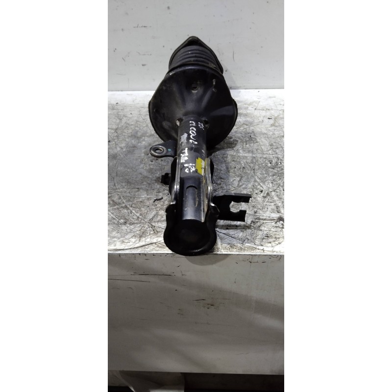 Recambio de amortiguador trasero derecho para hyundai coupe (j2) 1.6 fx coupe referencia OEM IAM 824902533128  