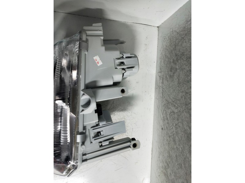 Recambio de faro derecho para alfa romeo 145 referencia OEM IAM    Recambio de faro derecho para alfa romeo 145 referencia OEM IAM