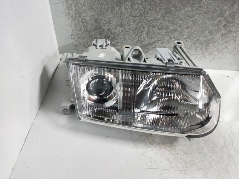 Recambio de faro derecho para alfa romeo 145 referencia OEM IAM    Recambio de faro derecho para alfa romeo 145 referencia OEM IAM