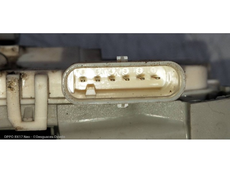 Recambio de motor cierre centralizado delantero derecho para audi a1 sportback (8xa) ambition referencia OEM IAM 8X1837016  