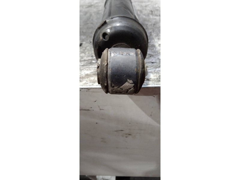 Recambio de amortiguador trasero para renault laguna (b56) 1.8 anade referencia OEM IAM 7700824119E  