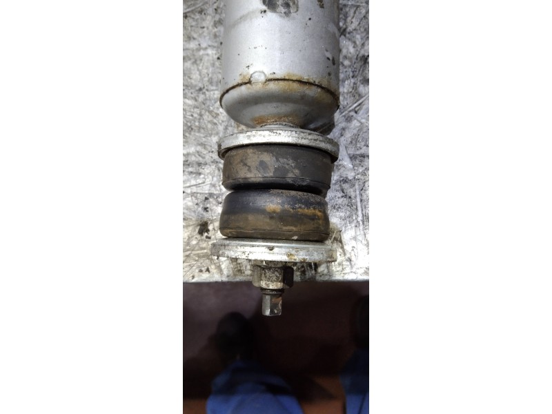 Recambio de amortiguador delantero para mercedes clase e (w123) berlina+coupe d 240 referencia OEM IAM   