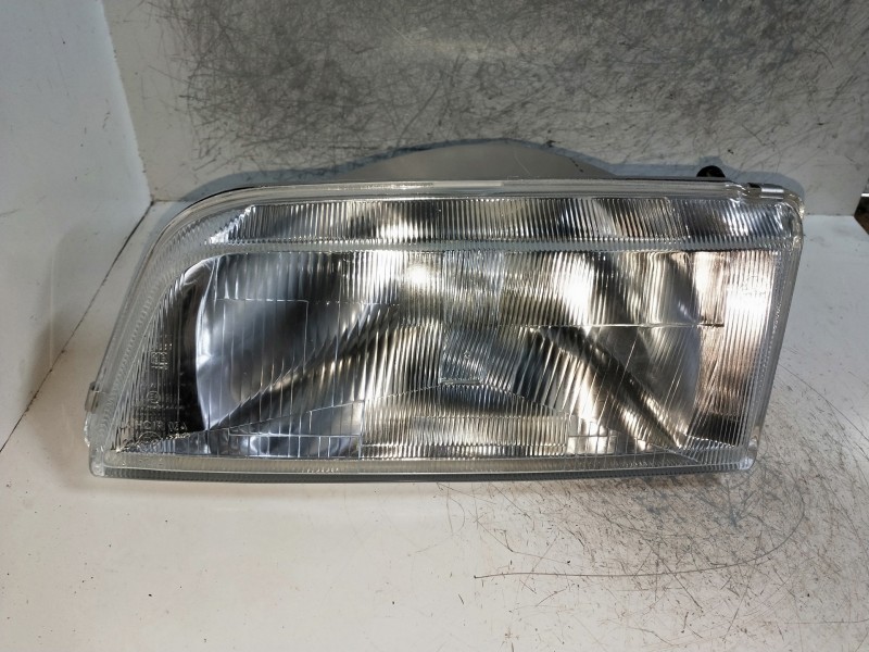 Recambio de faro izquierdo para citroen zx referencia OEM IAM    Recambio de faro izquierdo para citroen zx referencia OEM IAM
