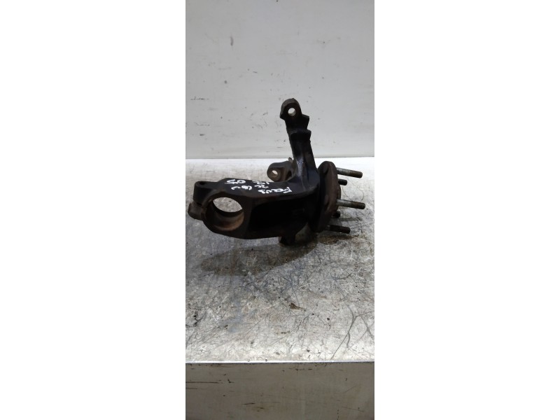 Recambio de mangueta delantera izquierda para ford focus berlina (cap) sport referencia OEM IAM 3M513K171  