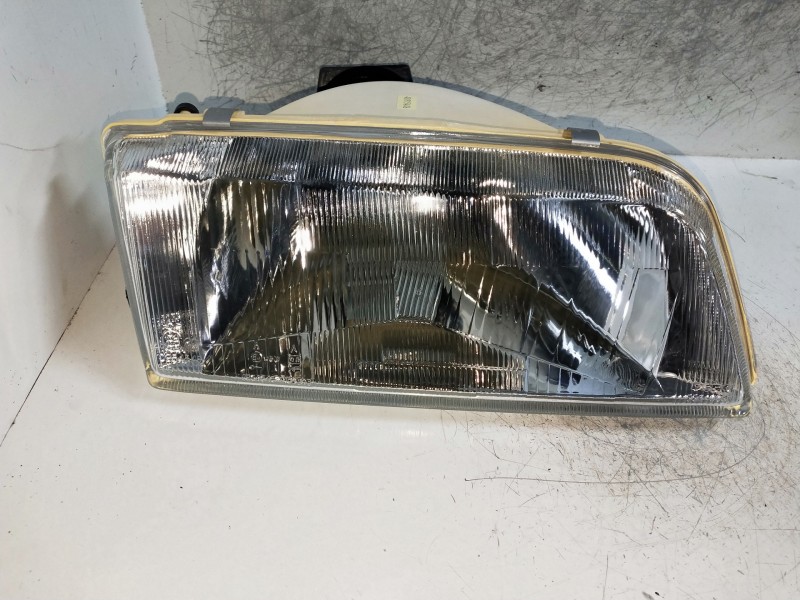 Recambio de faro derecho para citroen zx referencia OEM IAM    Recambio de faro derecho para citroen zx referencia OEM IAM