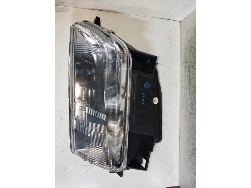 Recambio de faro izquierdo para citroen xantia berlina referencia OEM IAM   