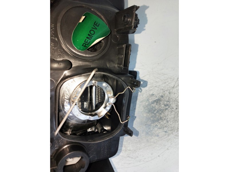 Recambio de faro izquierdo para citroen xsara berlina referencia OEM IAM   