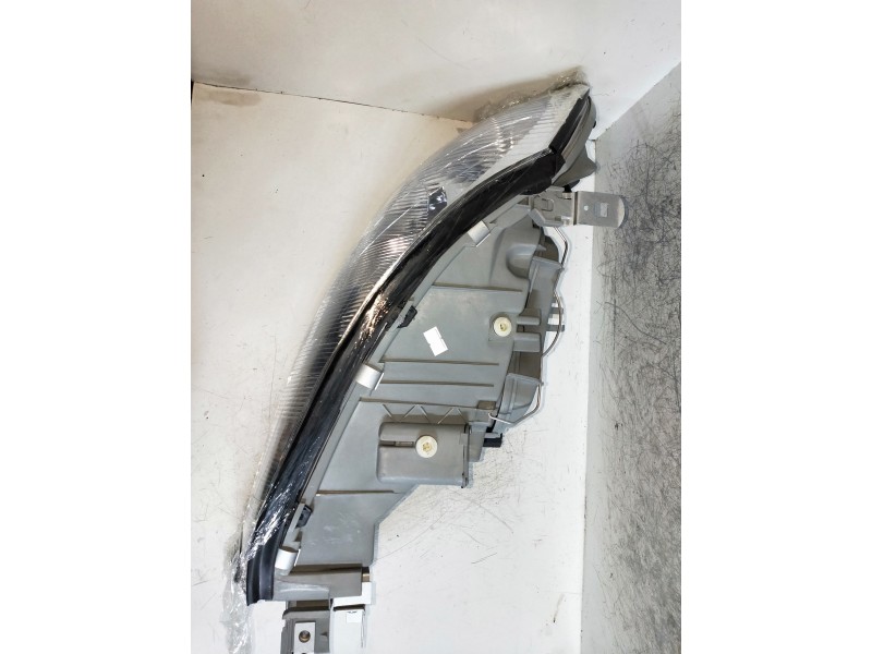 Recambio de faro derecho para ford mondeo berlina (gd) referencia OEM IAM   