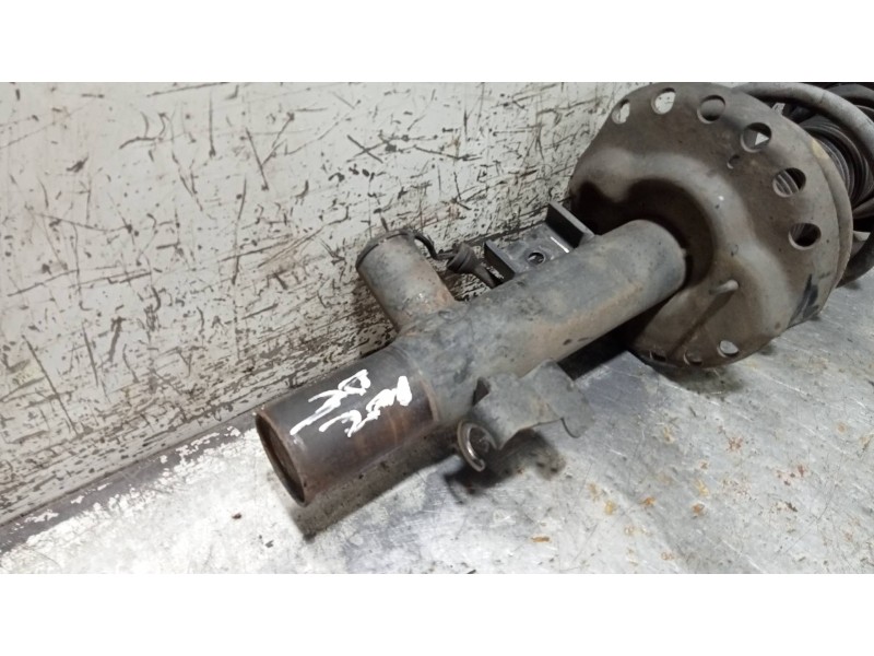 Recambio de amortiguador delantero derecho para ford mondeo ber. (ca2) titanium (09.2010) referencia OEM IAM   