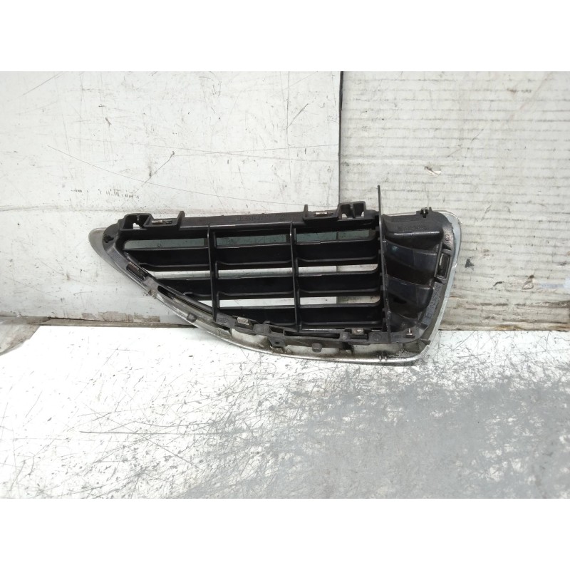Recambio de rejilla delantera para renault megane i fase 2 berlina (ba0) 1.9 d rt referencia OEM IAM 7700428963  IZQUIERDA