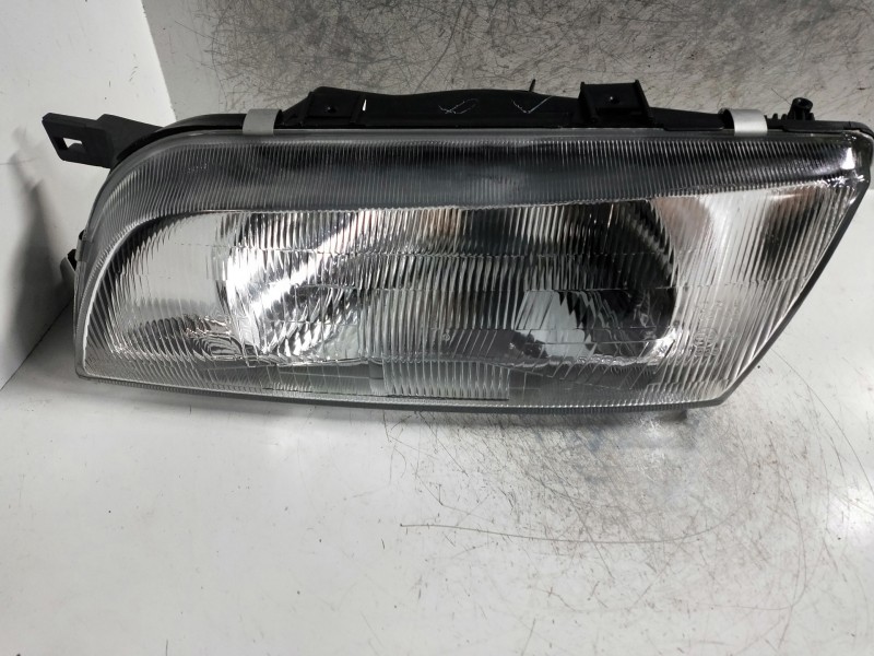 Recambio de faro izquierdo para nissan almera (n15) referencia OEM IAM   