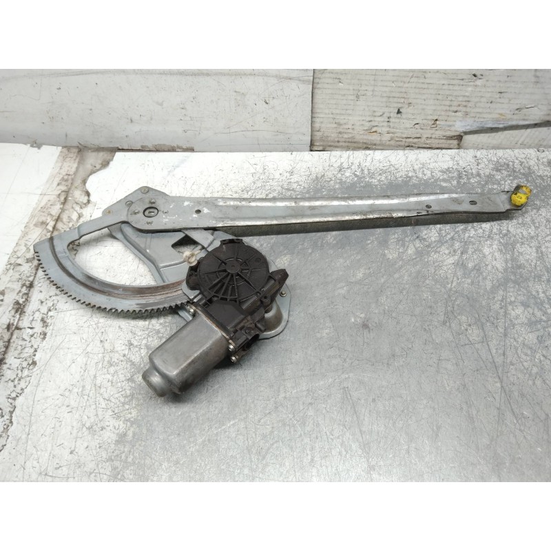 Recambio de elevalunas delantero derecho para ford transit caja cerrada ´06 ft 260 k (corto) lkw (camion) referencia OEM IAM 400
