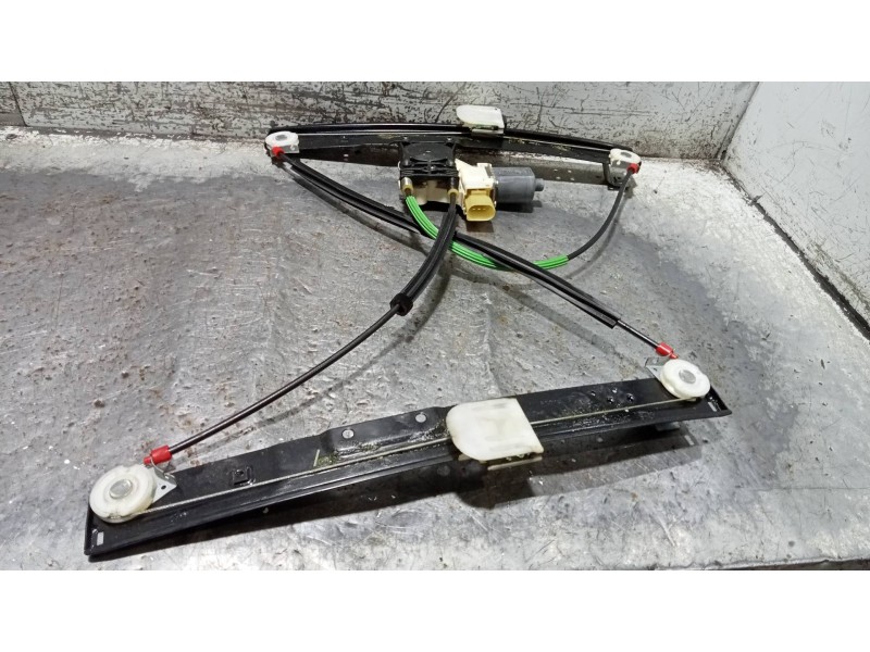 Recambio de elevalunas delantero derecho para ford mondeo ber. (ca2) titanium (09.2010) referencia OEM IAM   5P