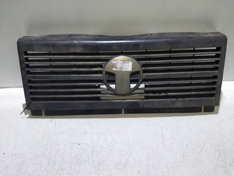 Recambio de rejilla delantera para tata sumo 2.0 td referencia OEM IAM   