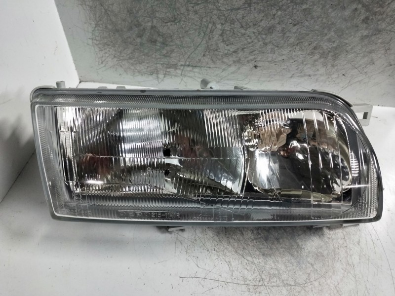 Recambio de faro derecho para nissan primera berl./familiar (p10/w10) referencia OEM IAM   
