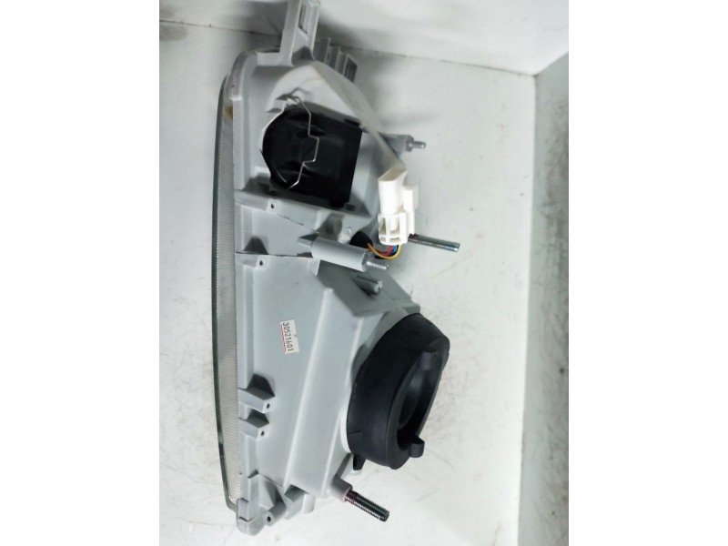 Recambio de faro izquierdo para nissan primera berl./familiar (p10/w10) referencia OEM IAM   