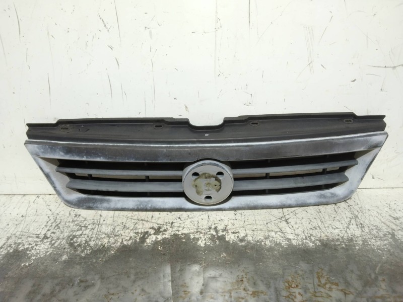 Recambio de rejilla delantera para fiat ducato caja cerrada 15 (desde 03.02) 2.8 jtd  batalla 2850 mm referencia OEM IAM   