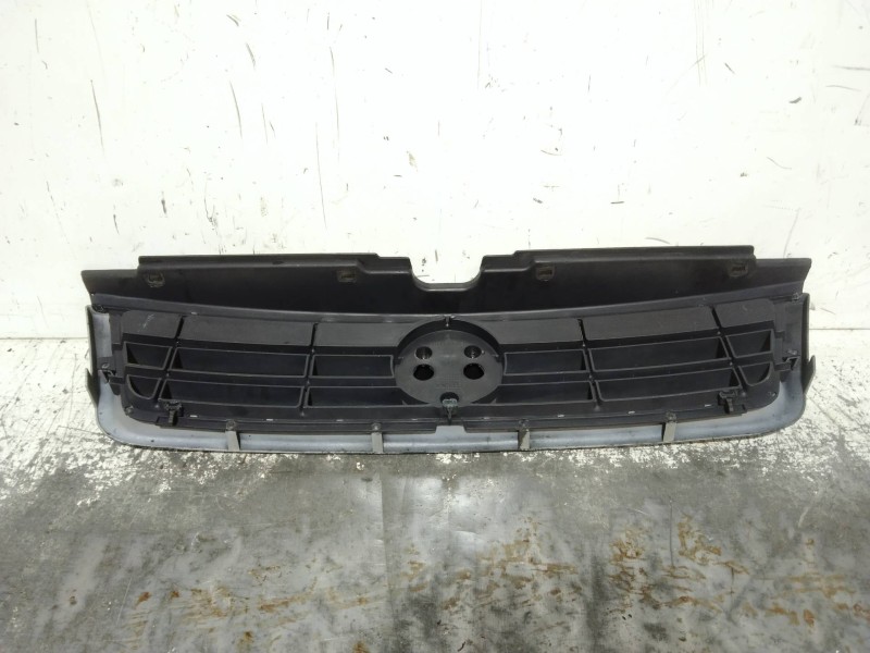 Recambio de rejilla delantera para fiat ducato caja cerrada 15 (desde 03.02) 2.8 jtd  batalla 2850 mm referencia OEM IAM   