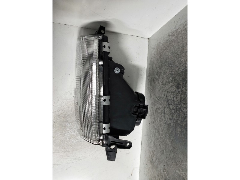 Recambio de faro izquierdo para opel vectra a referencia OEM IAM   