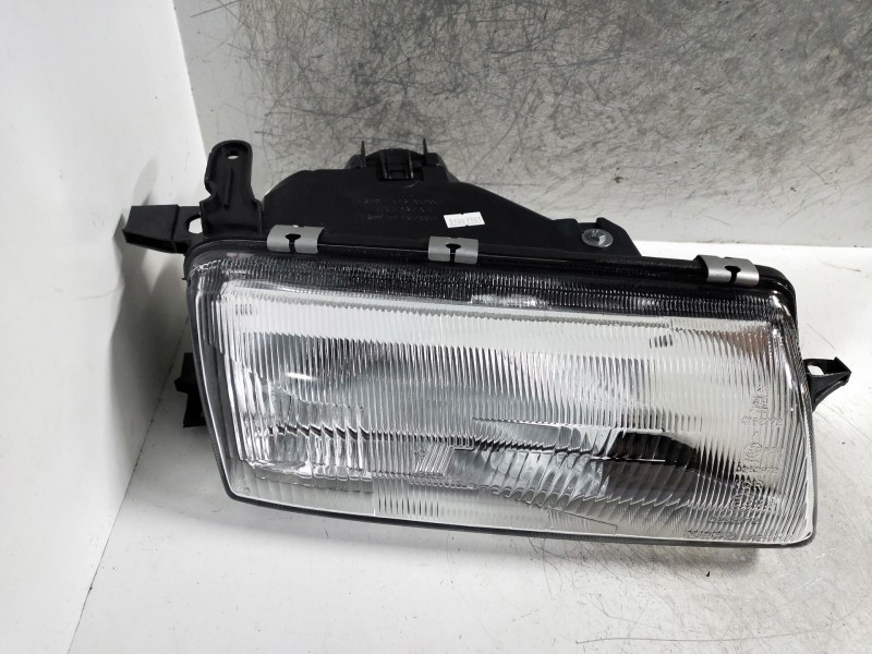 Recambio de faro derecho para opel vectra a referencia OEM IAM   
