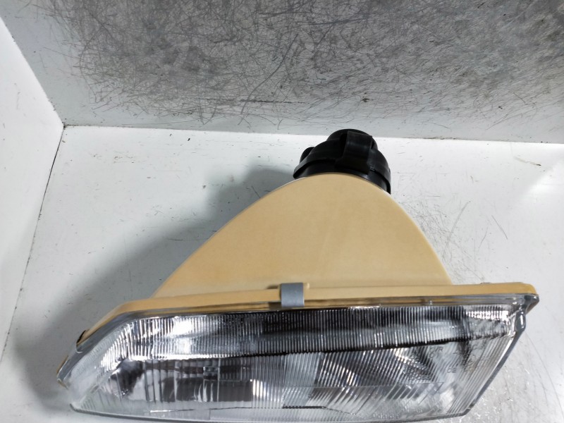 Recambio de faro izquierdo para peugeot 106 (s1) referencia OEM IAM   