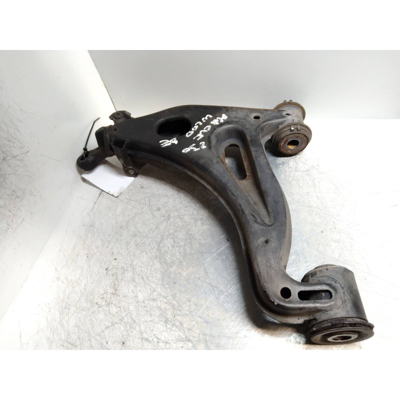 Recambio de brazo suspension inferior delantero derecho para mercedes clase clk (w208) coupe 230 compressor (evo) (208.348) refe