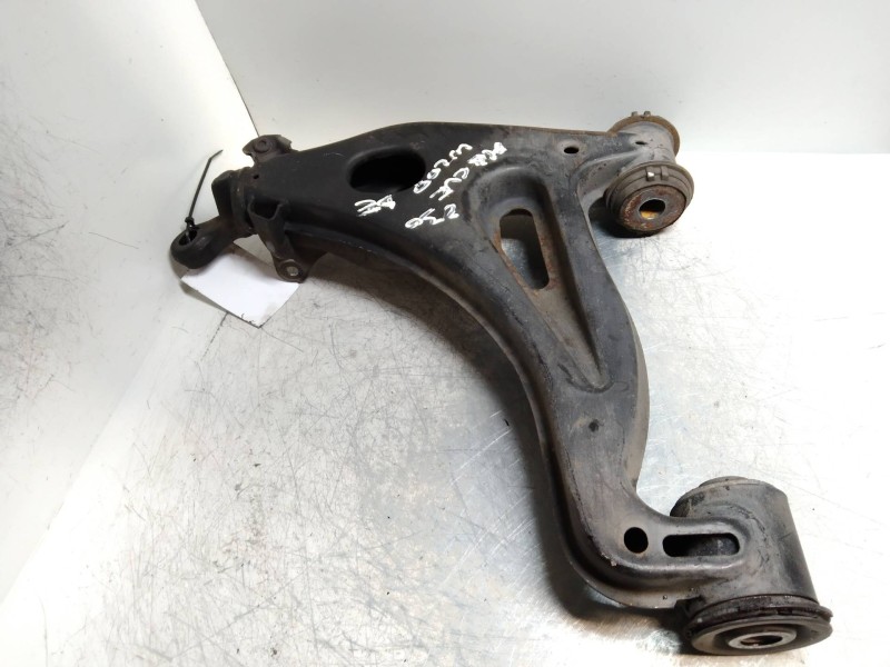 Recambio de brazo suspension inferior delantero derecho para mercedes clase clk (w208) coupe 230 compressor (evo) (208.348) refe