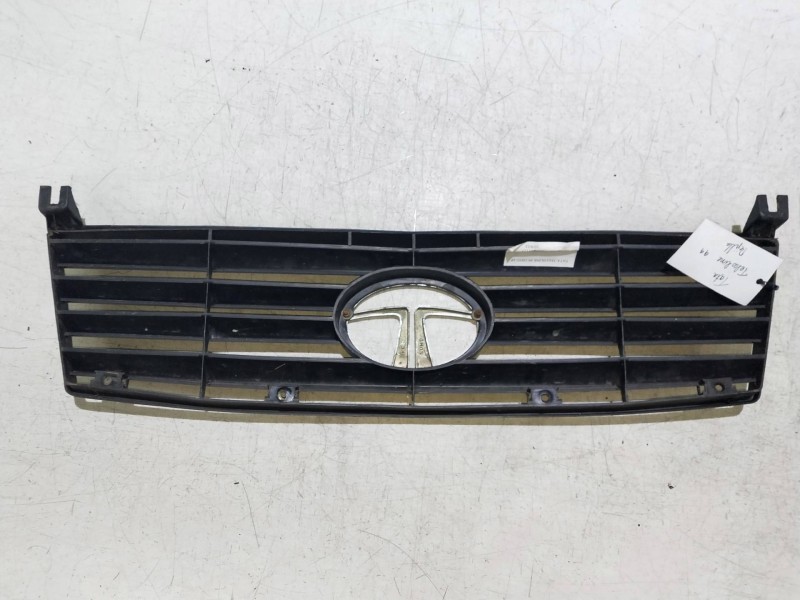 Recambio de rejilla delantera para tata telcoline 2.0 tdi referencia OEM IAM   