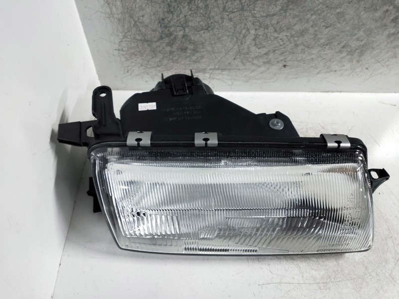 Recambio de faro derecho para opel vectra a referencia OEM IAM   