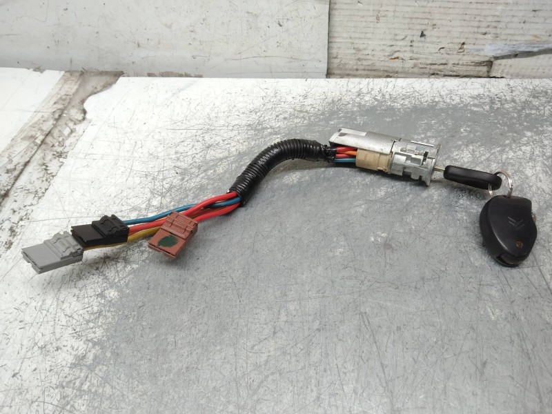 Recambio de conmutador de arranque para citroen xantia berlina 2.0 hdi referencia OEM IAM   